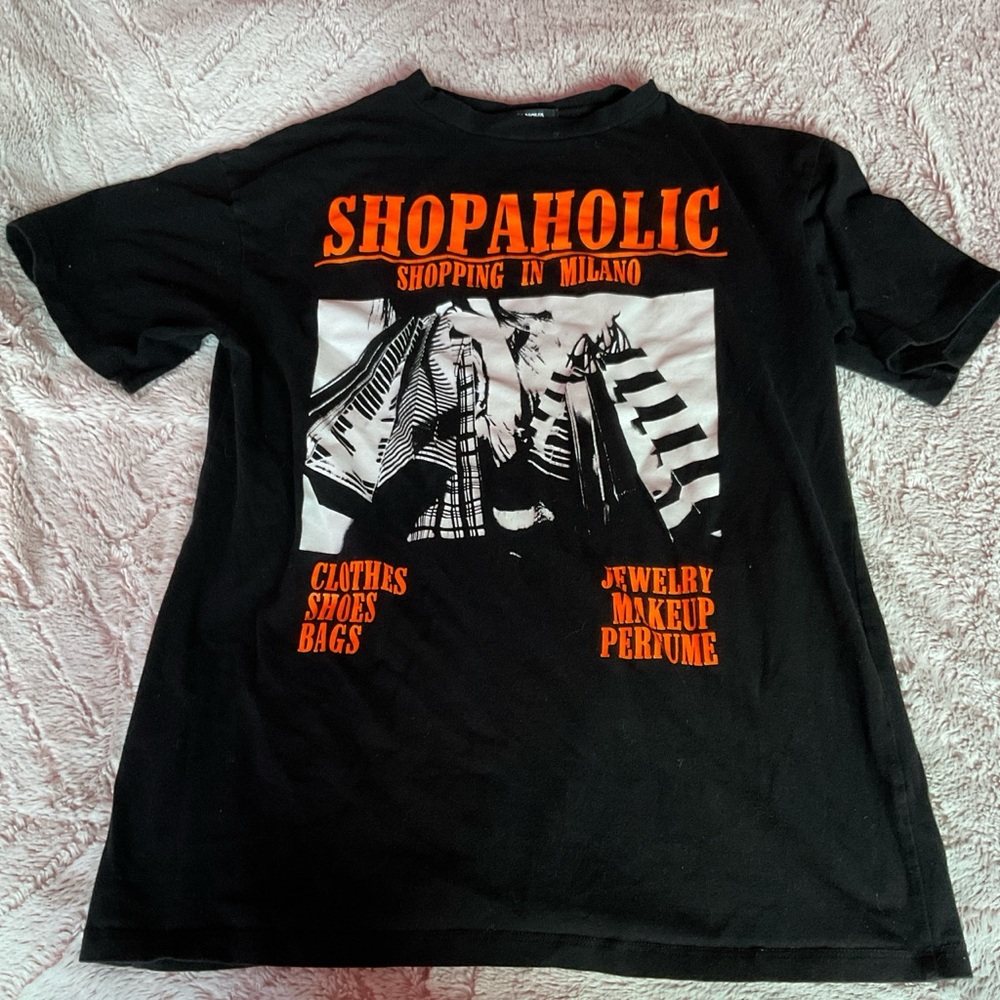 Fashion Nova Black and Orange Graphic Tee